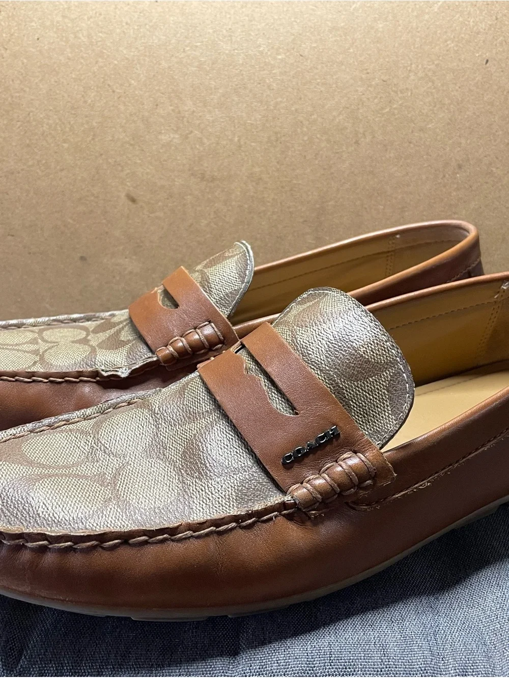 Coach elegant loafers